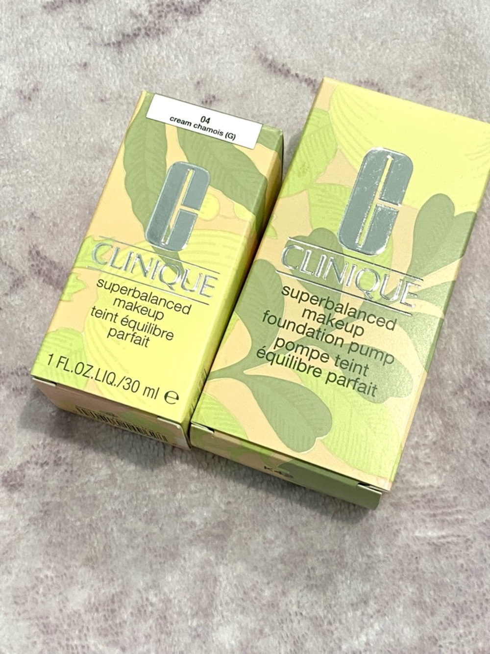 Clinique Superbalanced Makeup Foundation and Foundation Pump